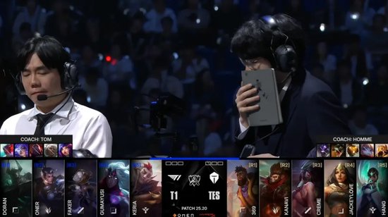 football-build-up-play